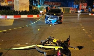 Hà Nội: Cảnh sát tìm nhân chứng vụ tai nạn trong đêm khiến một cô gái tử vong