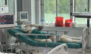 Vụ cháy 3 mẹ con tử vong ở Hà Nội: Lời thỉnh cầu đầy xót xa của người chồng trên giường cấp cứu