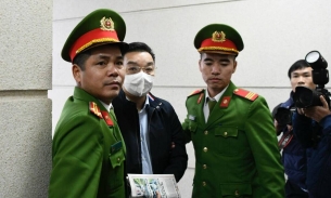 Ông Chu Ngọc Anh và Nguyễn Thanh Long đã có mặt tại phiên xét xử vụ Việt Á
