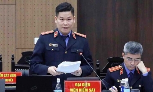 VKS nhắc đến tin nhắn 'đếm tiền mòn vân tay' khi xét xử đại án Việt Á