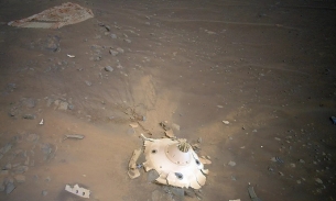 Máy bay trực thăng trên sao Hỏa chụp được hình ảnh tuyệt đẹp về cánh đồng mảnh vỡ