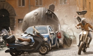 Fast & Furious 10: Doanh thu bom tấn phòng vé nhưng bị chê tham lam, thiếu logic