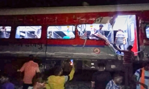[Nóng] Tai nạn đường sắt thảm khốc khiến hơn 1.000 người thương vong tại Ấn Độ