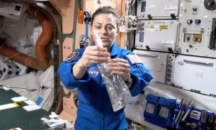 NASA tái chế 98% nước thải của các phi hành gia thành nước uống bằng hệ thống mới