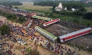 Tai nạn tàu hỏa thảm khốc ở Ấn Độ: Bắt giữ 3 người có liên đới
