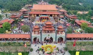 TP Uông Bí (Quảng Ninh): Đề nghị chùa Ba Vàng báo cáo số liệu tiền công đức