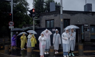 Hàng chục nghìn người phải sơ tán do mưa lớn ở Bắc Kinh