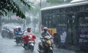 Dự báo thời tiết ngày 19/8: Bắc Bộ, Nam Bộ mưa to đến rất to