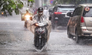 Dự báo thời tiết ngày 20/8: Bắc Bộ và Nam Bộ đón mưa diện rộng, Trung Bộ ngày nắng nóng
