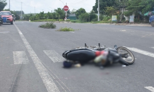 Vĩnh Long: Thiếu niên điều khiển xe máy tông bà cụ tử vong