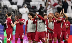 Qatar trở thành đội đầu tiên vượt qua vòng bảng Asian Cup 2023