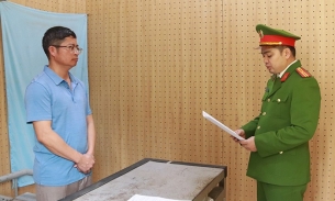 Khởi tố cựu Chủ tịch UBND huyện Bắc Yên cùng 6 bị can