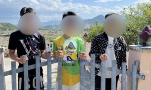 Đà Nẵng: Nhóm thiếu niên 15 tuổi trộm hàng loạt cổng sắt ở nghĩa trang để bán lấy tiền chơi game