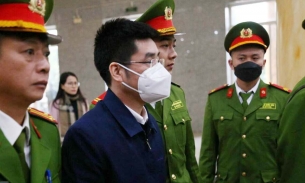 Vụ 'chuyến bay giải cứu': Bị cáo Hoàng Văn Hưng nhận tội, khắc phục toàn bộ 18,8 tỷ đồng