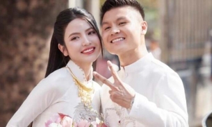 Vừa kết hôn, vợ Quang Hải đã phải lên tiếng đính chính tin đồn