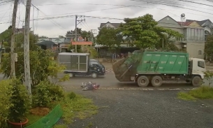 Đồng Nai: Xe rác va chạm với xe máy khiến một bé 7 tuổi tử vong