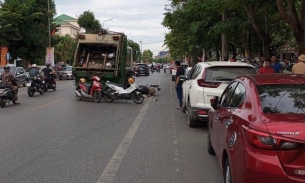 Nghệ An: Tài xế ô tô mở cửa bất cẩn khiến thai phụ tử vong