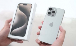 iPhone 15 Pro Max hàng xách tay về Việt Nam có thể lên tới 70 triệu đồng trong hôm nay