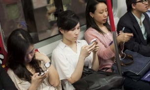Hơn một nửa dân số thế giới đang sử dụng smartphone