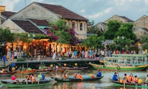 Du lịch Việt Nam cán mốc đón 10 triệu lượt khách quốc tế