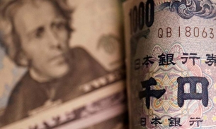 Đồng yen trượt giá khiến vị thế chủ nợ lớn nhất thế giới của Nhật Bản lung lay