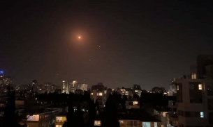 Hàng loạt tên lửa phóng từ Dải Gaza vào Israel