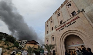 Giao tranh ác liệt vẫn diễn ra xung quanh Bệnh viện Indonesia ở Dải Gaza