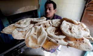 Ai Cập phải ấn định giá bánh mì do ảnh hưởng của nguồn cung lúa mì