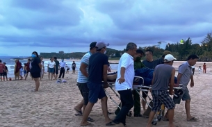 Tắm biển Mũi Né, 2 du khách đuối nước tử vong