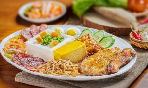 Cơm tấm Việt Nam trong top 10 những món ăn từ gạo ngon nhất thế giới