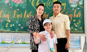 Nhật Kim Anh chung khung hình với chồng cũ tham dự lễ tổng kết năm học của con trai