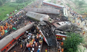 Nguyên nhân vụ tai nạn tàu hỏa thương tâm tại Ấn Độ được tiết lộ