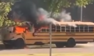 Nữ tài xế mang thai 8 tháng cứu 37 học sinh khỏi chiếc xe buýt bốc cháy