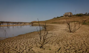 Không chỉ Việt Nam, sự khan hiếm nước xảy ra ở khắp các châu lục đe dọa nền kinh tế toàn cầu