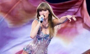 Taylor Swift mở thêm 3 đêm diễn ở Singapore, khán giả vẫn hồi hộp vì... 'khó mua vé'