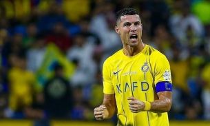 Ronaldo tỏa sáng rực rỡ với cú hat-trick