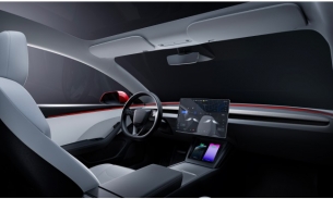 Tesla sẽ tích hợp các tính năng cao cấp vào Model 3