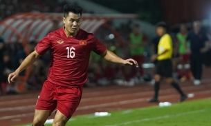Ngôi sao tuyển Việt Nam kể bị ngất xỉu sau trận đấu với Hong Kong