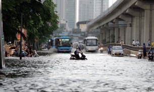 Cảnh báo ngập lụt khu vực nội thành Hà Nội