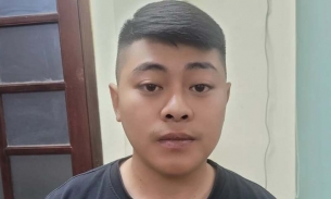 Quảng Ninh: Nam thanh niên đi bộ trên cầu bất ngờ bị bắn