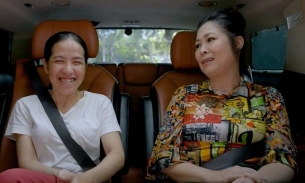 NSND Hồng Vân xác nhận làm host 'Chuyến xe nhan sắc', nhiều sao Việt ủng hộ vì lý do này