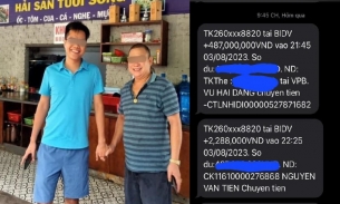 Hà Nội: Chủ quán ốc 'tá hóa' khi khách ăn chuyển gần 500 triệu cho hóa đơn 487 nghìn đồng
