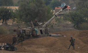 Israel đã huy động khoảng 300.000 binh sĩ chuẩn bị tấn công vào Gaza