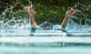 Nghệ An: Nhảy xuống nước cứu bạn, nam sinh lớp 12 bị chết đuối