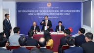 Thủ tướng làm việc với các chuyên gia kiều bào: Sẵn sàng góp sức để đất nước làm chủ các công nghệ chiến lược