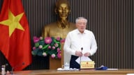 Sắc sảo trong đấu tranh, phản bác các quan điểm, sai trái thù địch trong tình hình mới