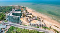 Bất động sản nghỉ dưỡng: Du lịch tăng tốc, thanh khoản vẫn “đóng băng”