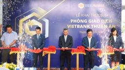 Vietbank và “cú đúp” trong ngày khai trương điểm giao dịch thứ 119 -  Phòng Giao dịch Vietbank Thuận An