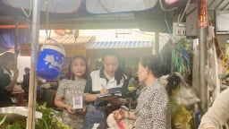 Hỗ trợ bà con tiểu thương, chợ truyền thống chuyển đổi số