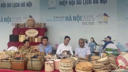 Làng nghề - “mắt xích” cho công nghiệp văn hóa